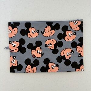 Baggu LARGE Go Pouch - Mickey